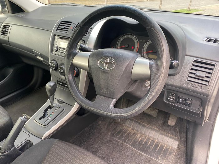 2013 Toyota Corolla Ascent ZRE152R Glacier White