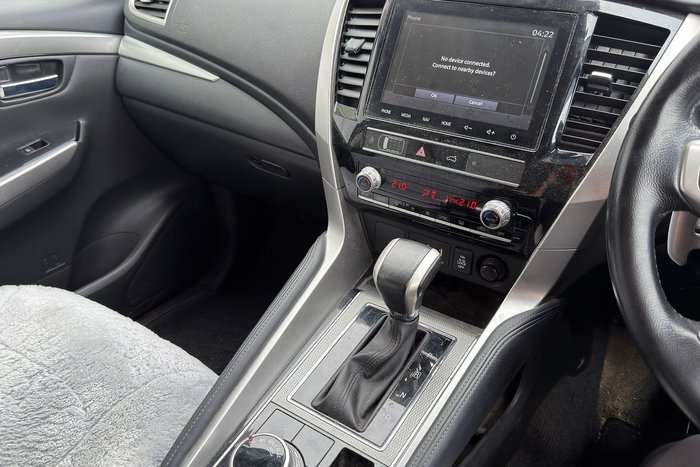 2022 Mitsubishi Pajero Sport GLS