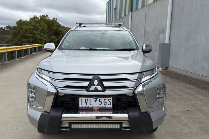 2022 Mitsubishi Pajero Sport GLS