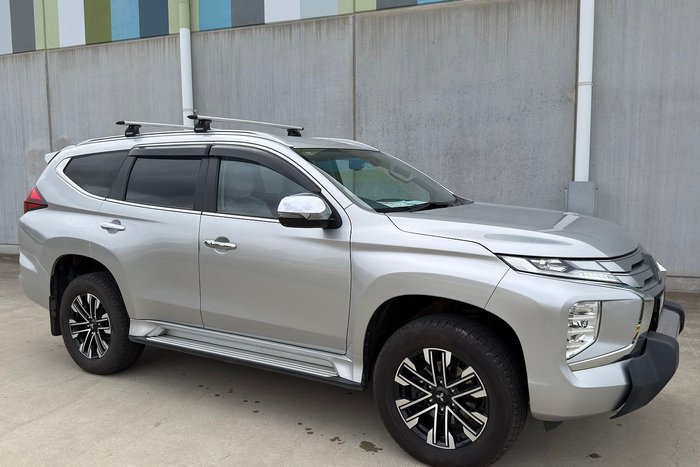 2022 Mitsubishi Pajero Sport GLS