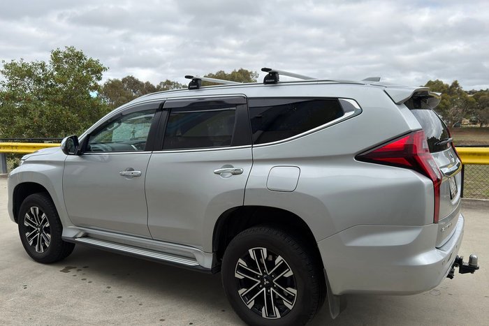 2022 Mitsubishi Pajero Sport GLS