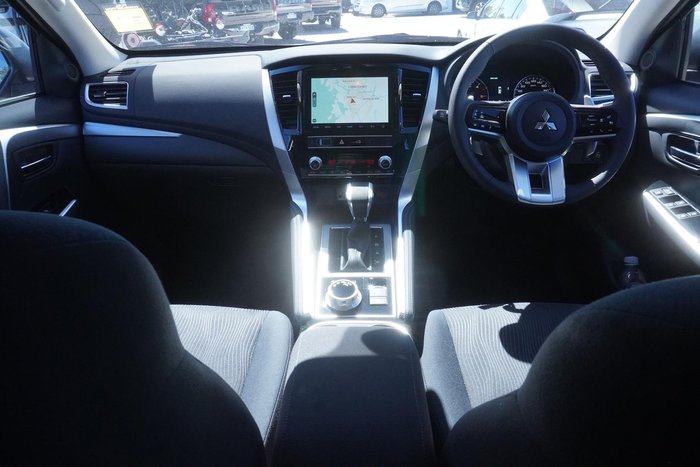 2024 Mitsubishi Pajero Sport Exceed