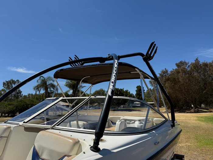 2003 Bayliner 205 Bowrider