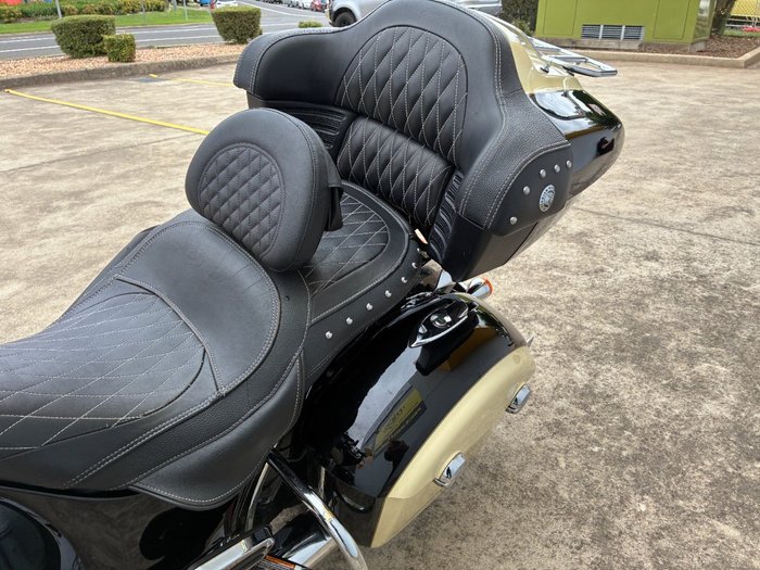2017 Indian ROADMASTER THUNDER BLACK Black