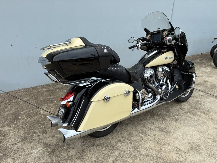 2017 Indian ROADMASTER THUNDER BLACK Black