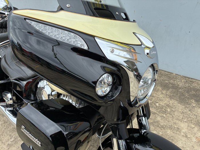 2017 Indian ROADMASTER THUNDER BLACK Black