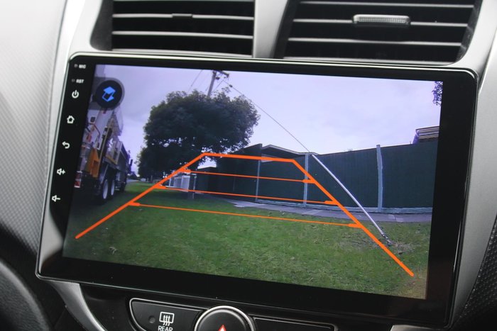 2014 Hyundai Accent Active