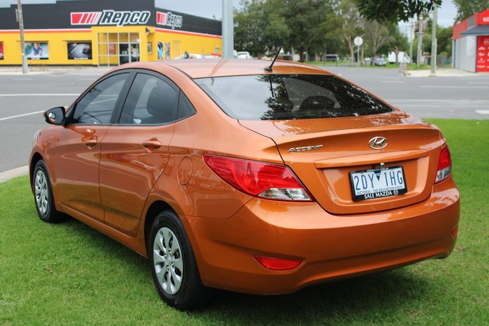 2014 Hyundai Accent Active