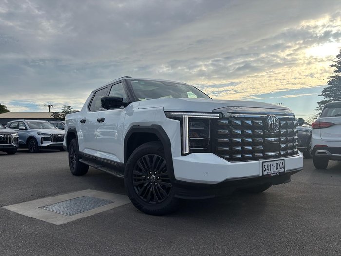 2025 MG MGU9 Explore Pro EKK1C MY25 4X4 Dual Range Alpine White