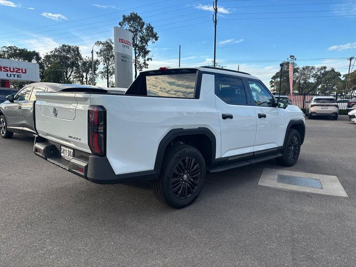 2025 MG MGU9 Explore Pro EKK1C MY25 4X4 Dual Range Alpine White