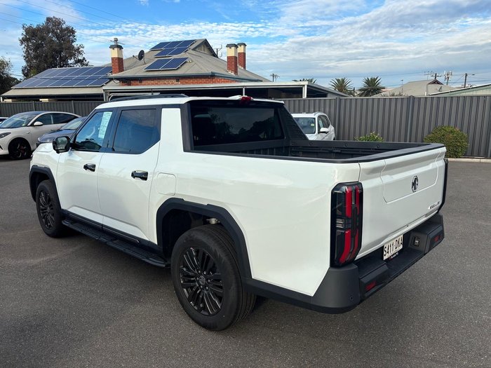 2025 MG MGU9 Explore Pro EKK1C MY25 4X4 Dual Range Alpine White