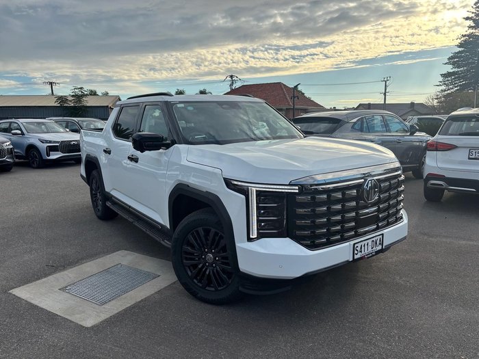 2025 MG MGU9 Explore Pro EKK1C MY25 4X4 Dual Range Alpine White
