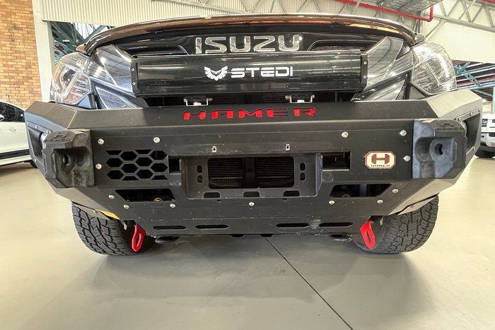 2021 Isuzu MU-X LS-U