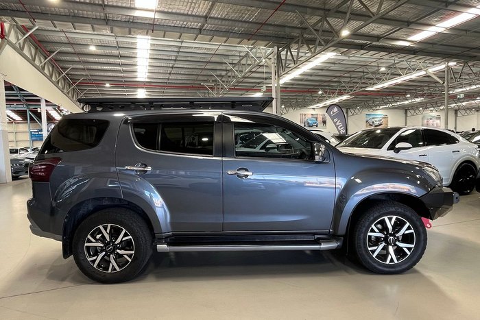 2021 Isuzu MU-X LS-U