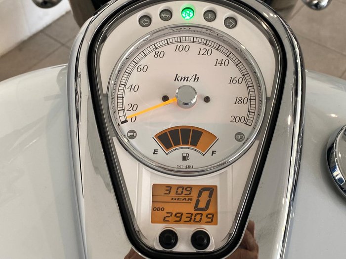 2012 Suzuki Boulevard C50T (VL800T) Boulevard White