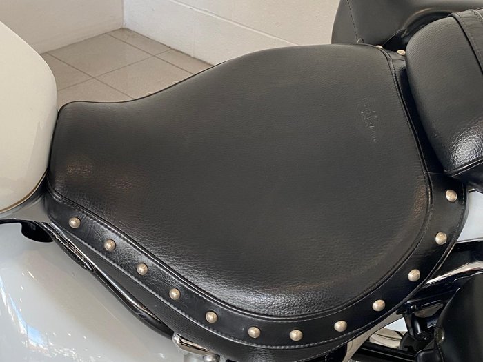 2012 Suzuki Boulevard C50T (VL800T) Boulevard White