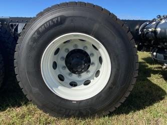 2026 Isuzu F Series FXY 260-355 AT R45