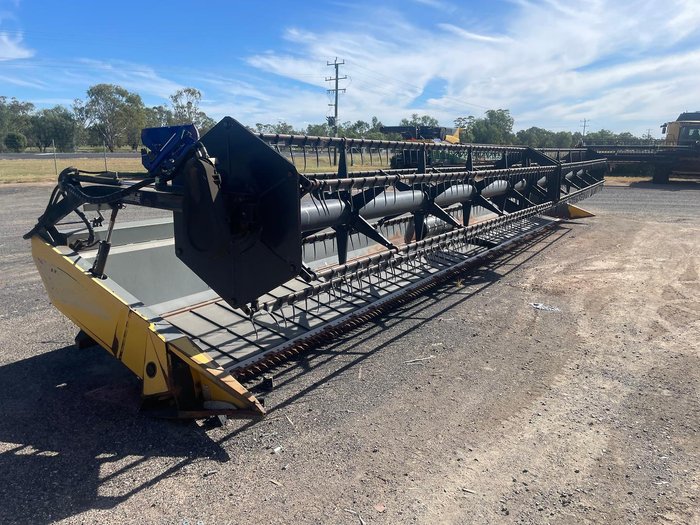 2009 New Holland Cr9070
