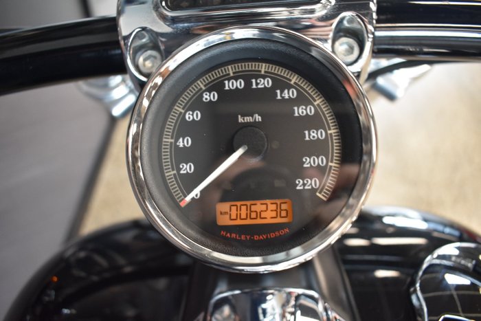 2016 HARLEY-DAVIDSON FXSB SOFTAIL BREAKOUT