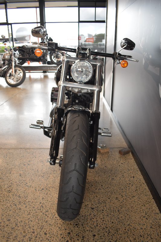 2016 HARLEY-DAVIDSON FXSB SOFTAIL BREAKOUT