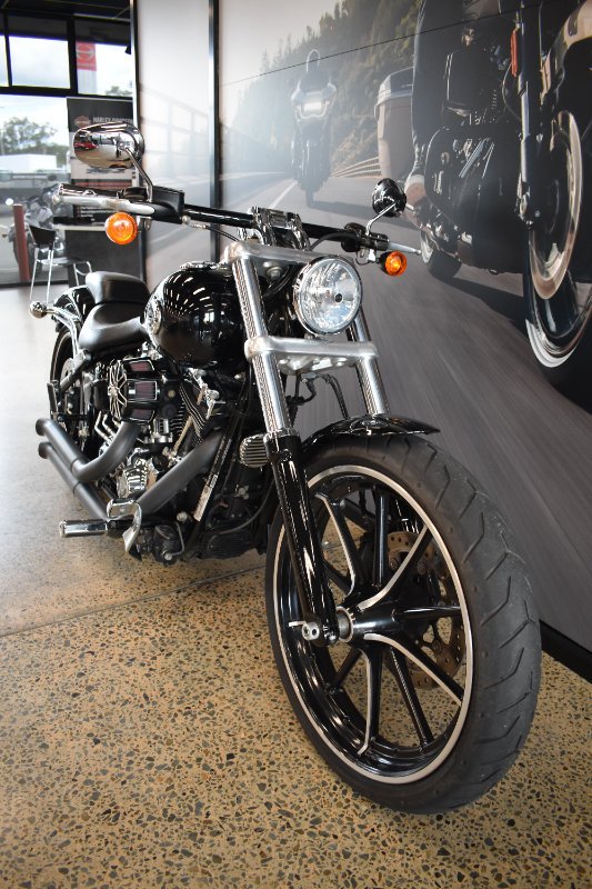 2016 HARLEY-DAVIDSON FXSB SOFTAIL BREAKOUT