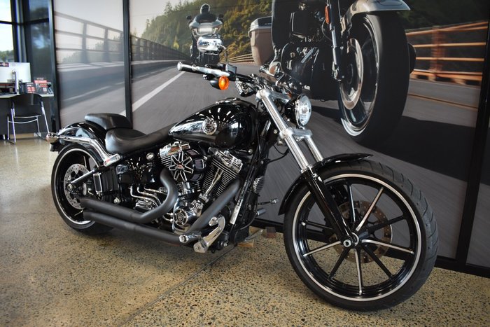 2016 HARLEY-DAVIDSON FXSB SOFTAIL BREAKOUT