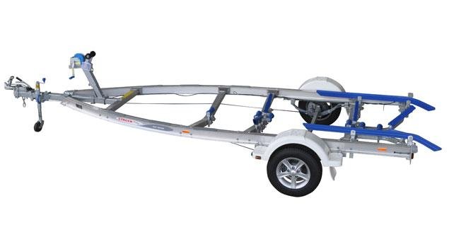 2026 Stacer 469 Outlaw Side Console