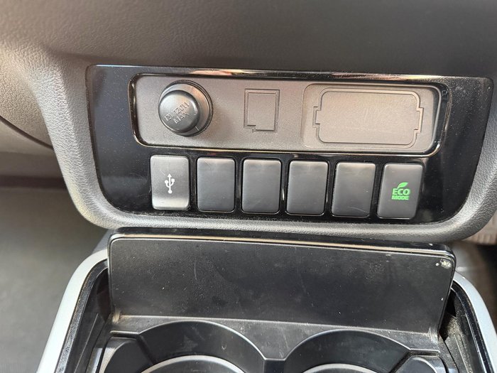 2021 Mitsubishi Outlander ES