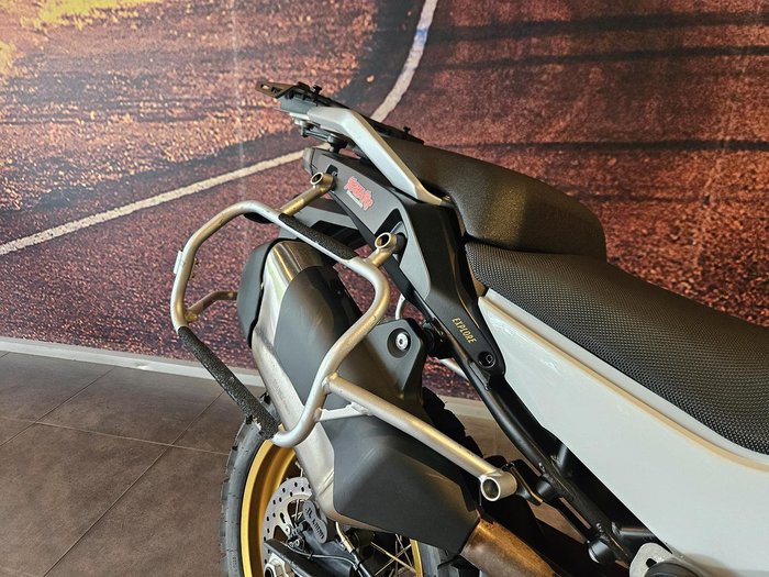 2023 CFMOTO 800MT Touring MT White