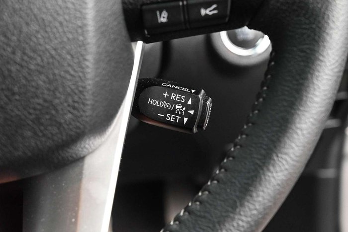 2020 Toyota Hilux SR5