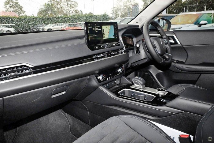 2025 Mitsubishi Outlander Aspire