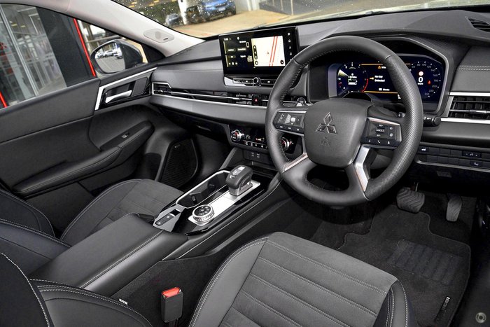 2025 Mitsubishi Outlander Aspire