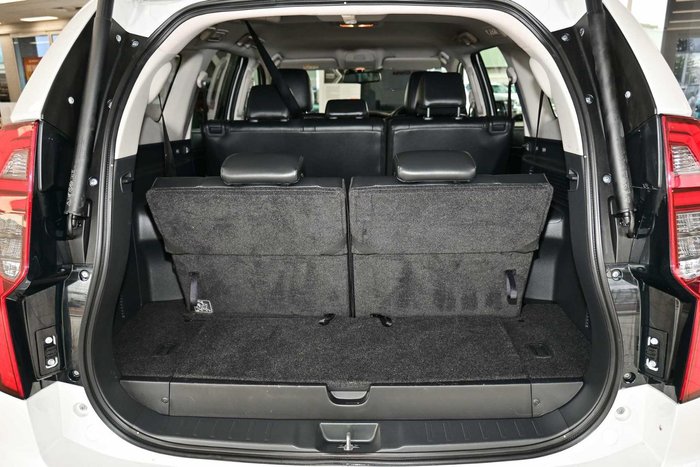 2025 Mitsubishi Pajero Sport GLS