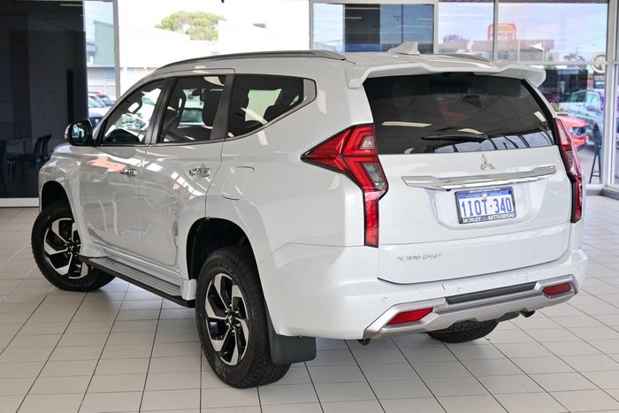 2025 Mitsubishi Pajero Sport GLS