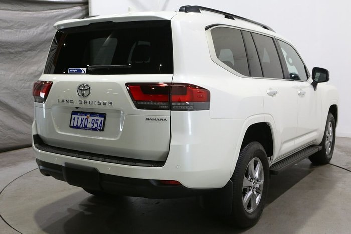2026 Toyota Landcruiser Sahara