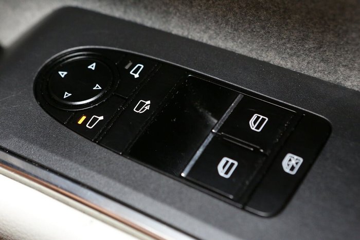 2022 Mazda MX-30 G20e Evolve