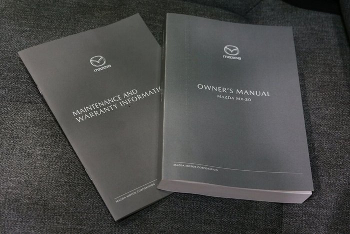 2022 Mazda MX-30 G20e Evolve