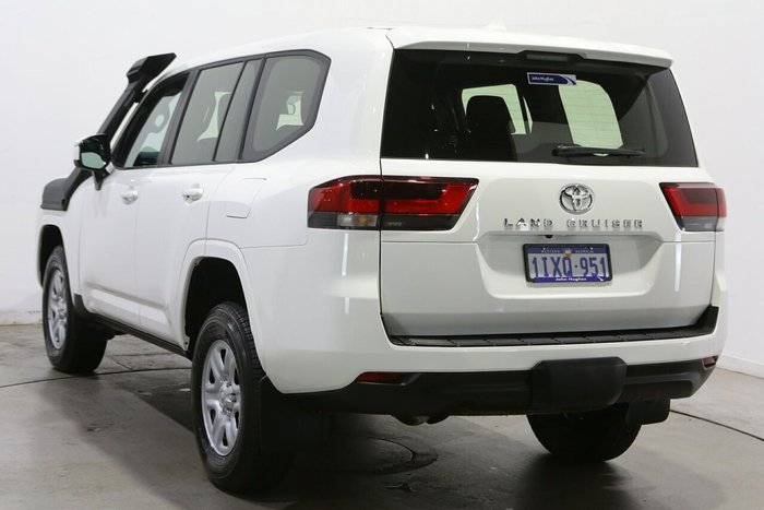 2024 Toyota Landcruiser GX