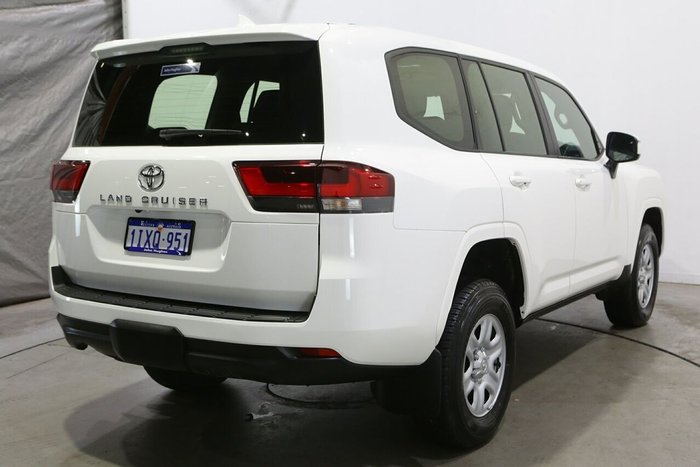 2024 Toyota Landcruiser GX