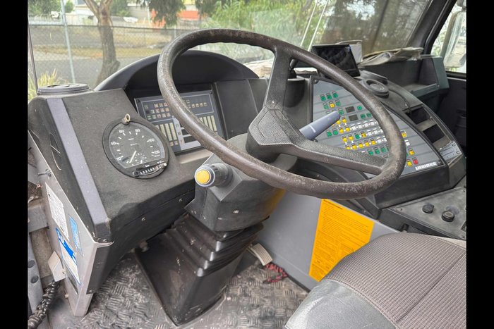 1999 Liebherr Ltm1080-1