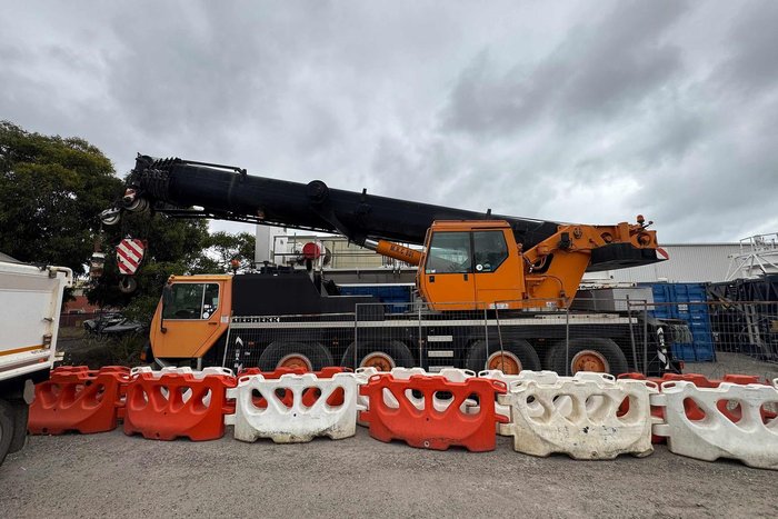 1999 Liebherr Ltm1080-1