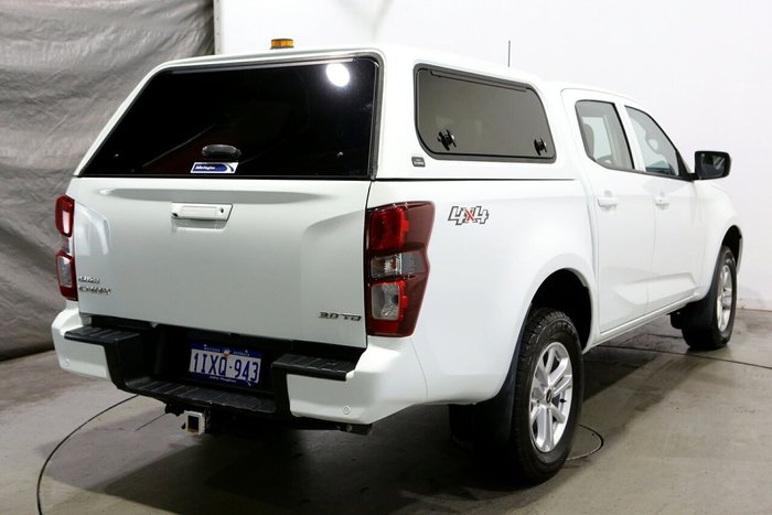 2022 Isuzu D-MAX LS-M