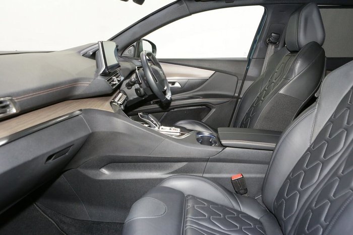 2021 Peugeot 5008 GT