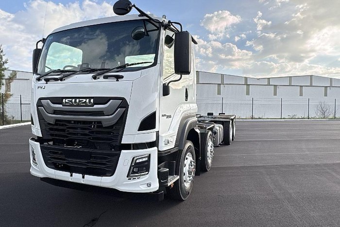2025 Isuzu F Series