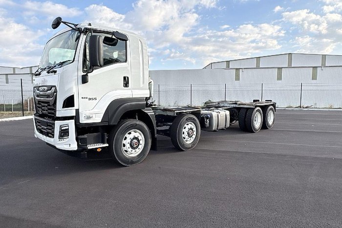 2025 Isuzu F Series