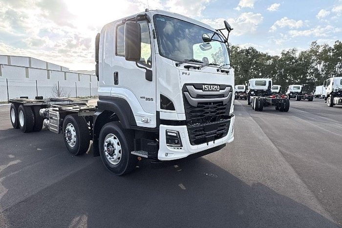2025 Isuzu F Series