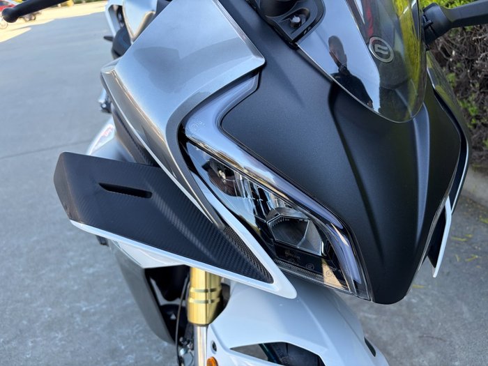 2026 CFMOTO 2026 CF MOTO 450CC 450SR-S