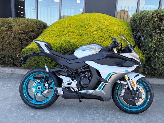 2026 CFMOTO 2026 CF MOTO 450CC 450SR-S