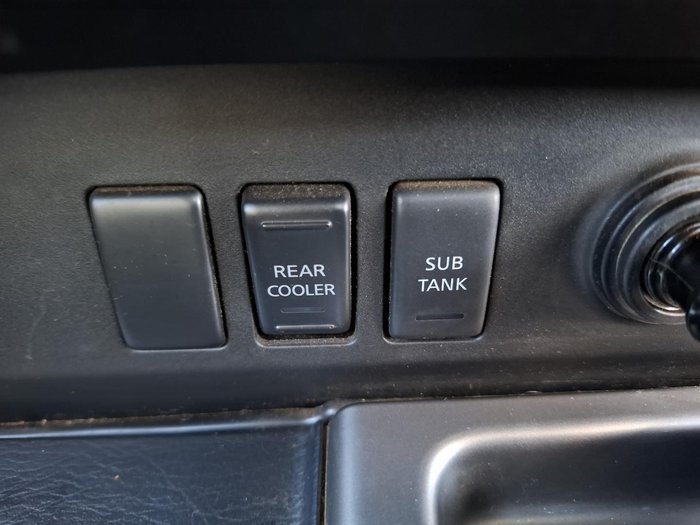 2013 Nissan Patrol ST Y61 4X4 Dual Range Desert Gold