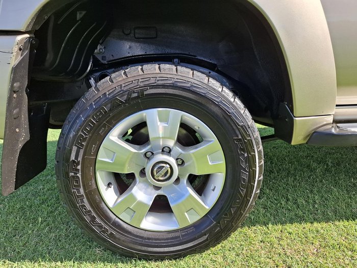 2013 Nissan Patrol ST Y61 4X4 Dual Range Desert Gold